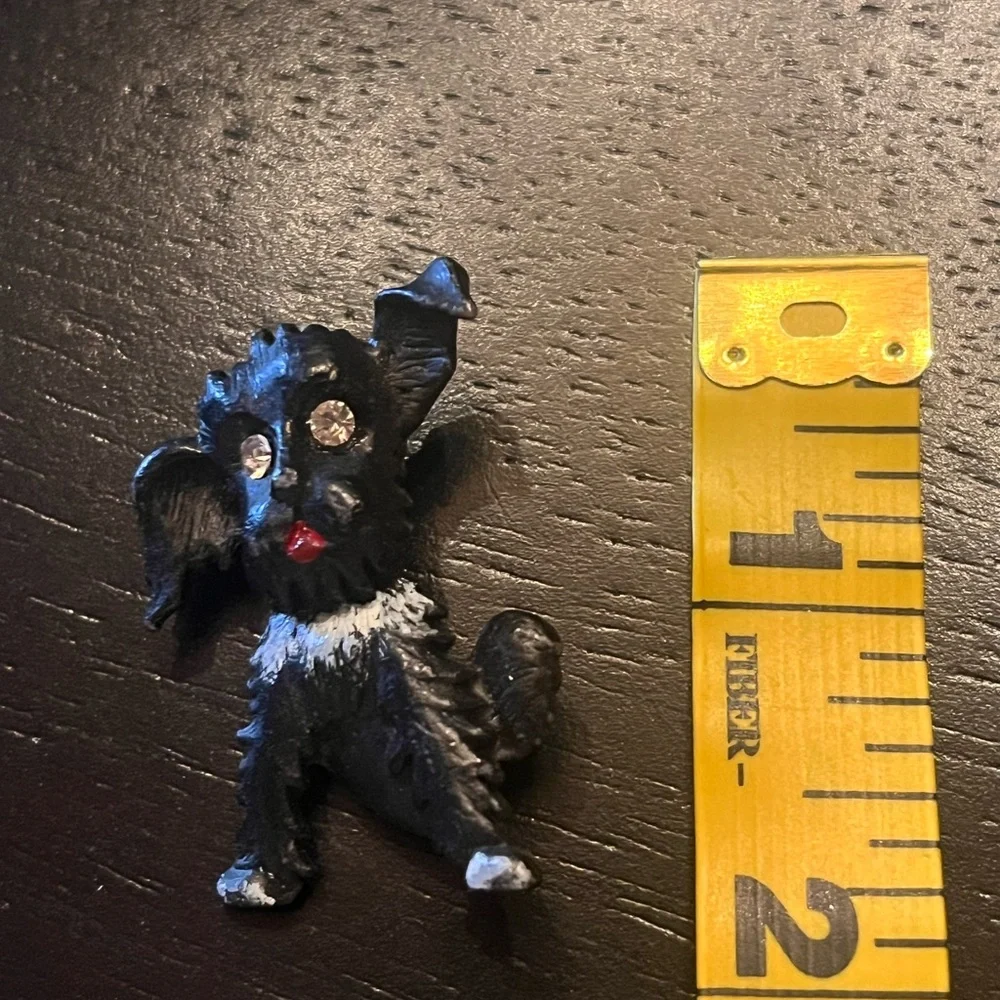Vintage Black and White Dog Brooch Scottie or Terrier